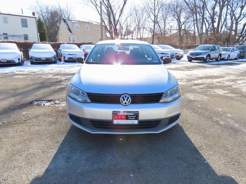 Used 2014 Volkswagen Jetta S image 6