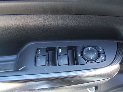 Used 2018 GMC Acadia SLT w/ LPO, Floor Liner Package FWD image 27