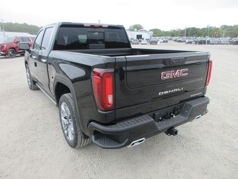 New 2026 GMC Sierra 1500 Denali w/ Denali Reserve Package AWD/4WD image 9