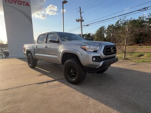 Used 2021 Toyota Tacoma SR5 image 8