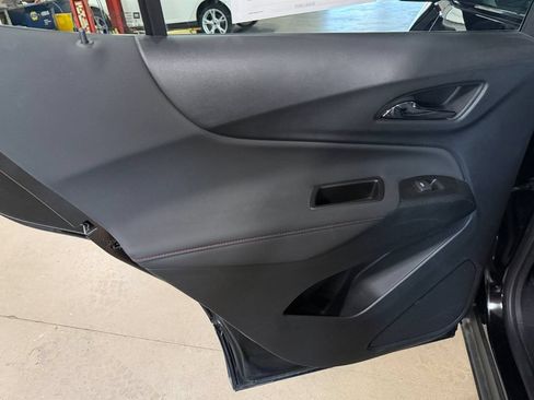 Used 2022 Chevrolet Equinox RS AWD/4WD image 27
