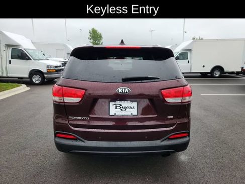 Used 2016 Kia Sorento AWD w/ LX Convenience Package image 9