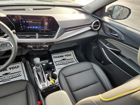 Used 2026 Chevrolet Trax ACTIV image 15
