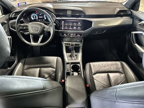 Used 2024 Audi Q3 2.0T Premium image 26