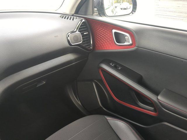 Used 2020 Kia Soul GT-Line Turbo FWD image 19