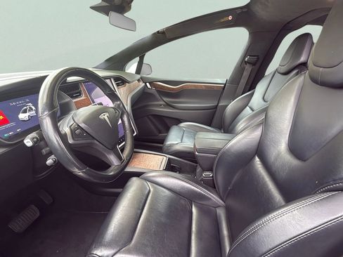 Used 2019 Tesla Model X Standard Range Sport Utility 4 image 27