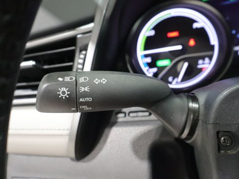 Used 2023 Toyota Camry XSE w/ Cold Weather Package FWD image 37