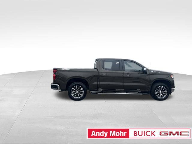 Used 2023 Chevrolet Silverado 1500 LT AWD/4WD image 18