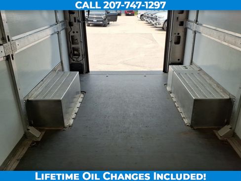 Used 2024 Chevrolet Brightdrop 600 w/ Commercial Equipment Package AWD/4WD image 15