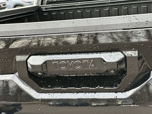 New 2026 Toyota Tundra Platinum image 17