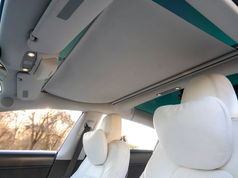 Used 2018 Tesla Model 3 Long Range image 99