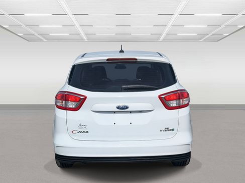 Used 2017 Ford C-MAX SE w/ Cargo Management Package image 4