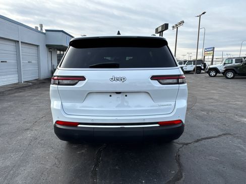 Used 2024 Jeep Grand Cherokee L Laredo w/ Luxury Tech Group I image 4