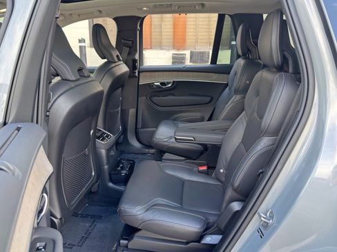Used 2025 Volvo XC90 T8 Ultra w/ Protection Package Premier AWD/4WD image 49