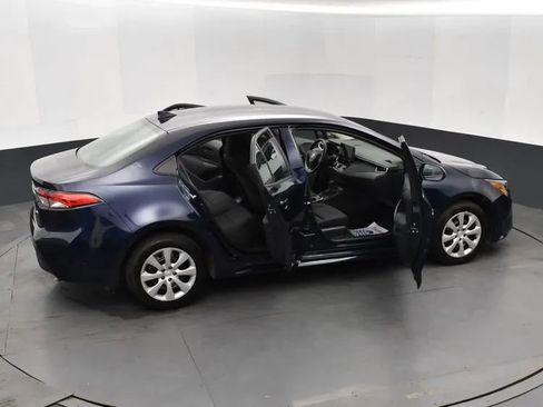 Used 2024 Toyota Corolla LE FWD image 6