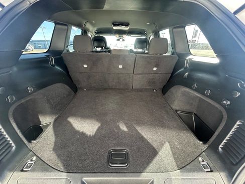 Used 2018 Jeep Grand Cherokee Laredo image 11