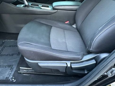 Used 2021 Nissan Sentra SV FWD image 22