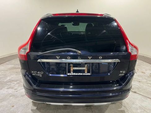 Used 2017 Volvo XC60 T5 Inscription w/ Preferred Option Package image 10