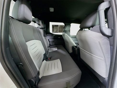 Used 2025 Toyota Tacoma TRD Off-Road image 10