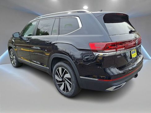 New 2026 Volkswagen Atlas SEL image 4