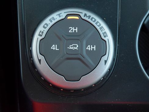 New 2026 Ford Bronco Outer Banks AWD/4WD image 16