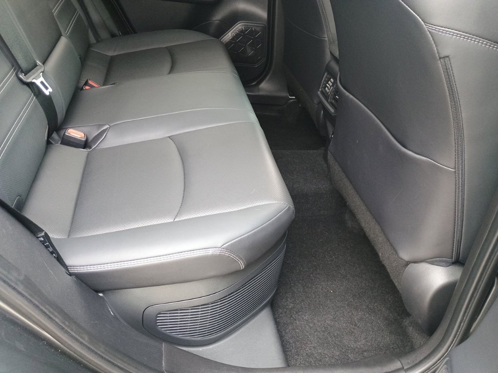 Used 2023 Toyota RAV4 Limited AWD/4WD image 20