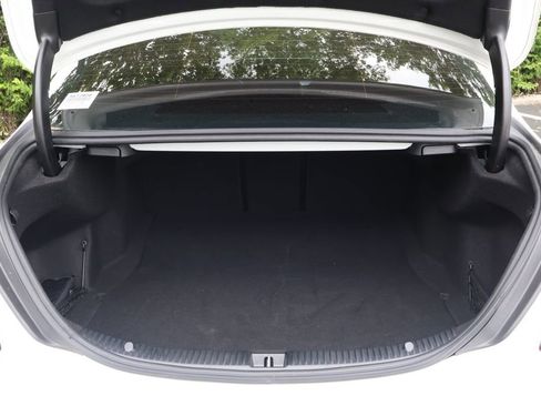 Used 2020 Mercedes-Benz C 300 4MATIC Sedan image 44