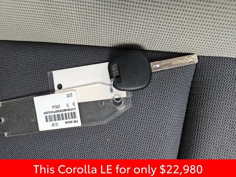 Used 2025 Toyota Corolla LE FWD image 21