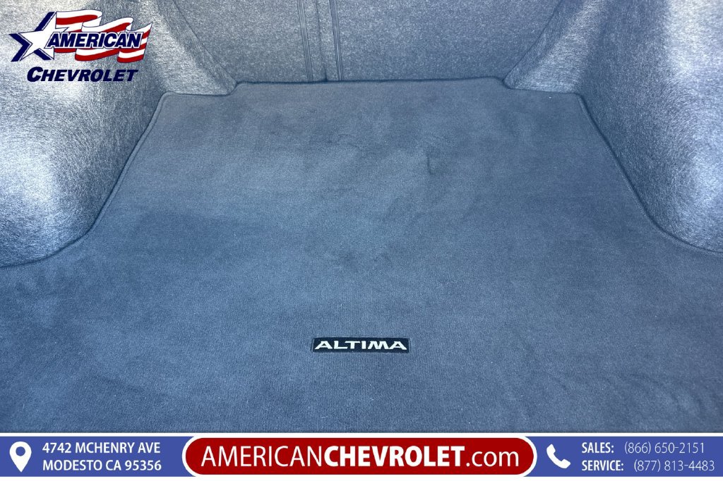 Used 2025 Nissan Altima 2.5 SV FWD image 18