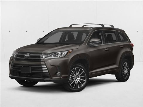 Used 2018 Toyota Highlander XLE AWD/4WD image 1