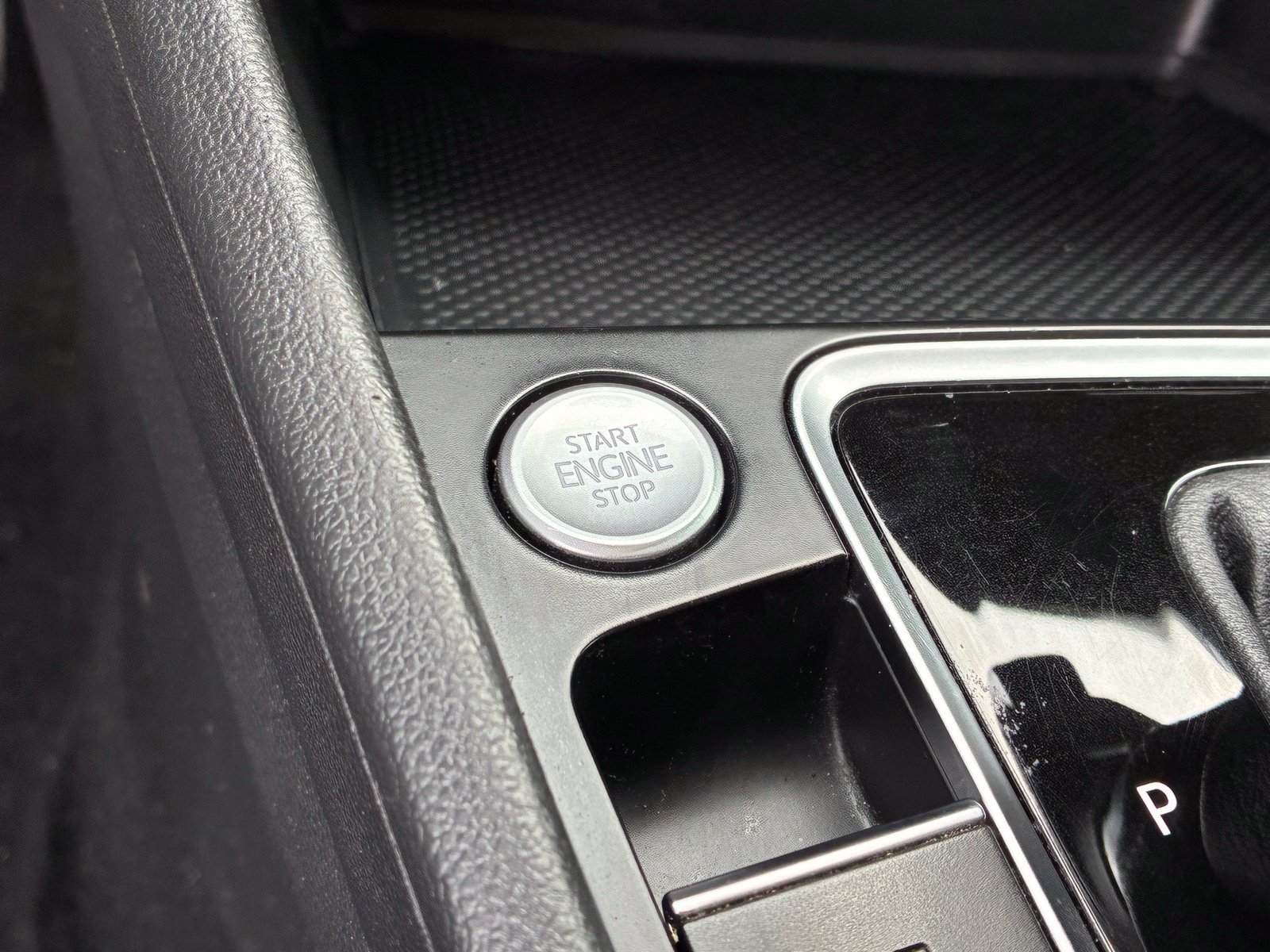Used 2019 Volkswagen Jetta SEL FWD image 7