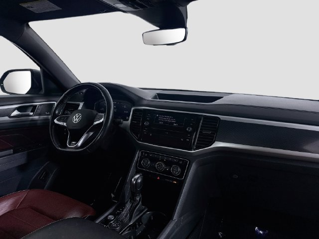 Used 2022 Volkswagen Atlas Cross Sport SEL Premium R-Line AWD/4WD image 29
