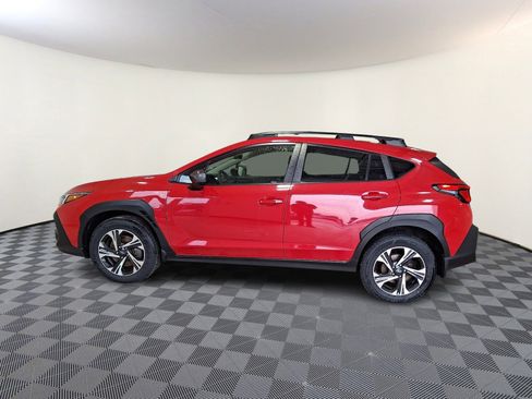 Used 2024 Subaru Crosstrek 2.0i Premium image 4