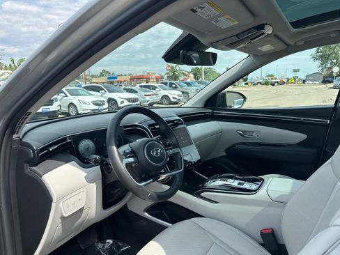 Used 2023 Hyundai Tucson Limited AWD/4WD image 12