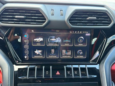 Used 2024 Lamborghini Urus S image 34