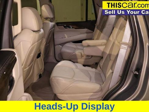 Used 2018 Cadillac Escalade Premium Luxury image 24