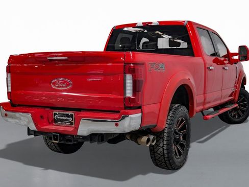 Used 2018 Ford F250 Lariat w/ Lariat Ultimate Package image 6