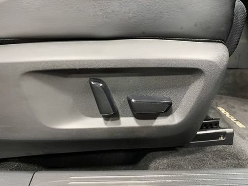 Certified 2023 Nissan Rogue Platinum AWD/4WD image 32