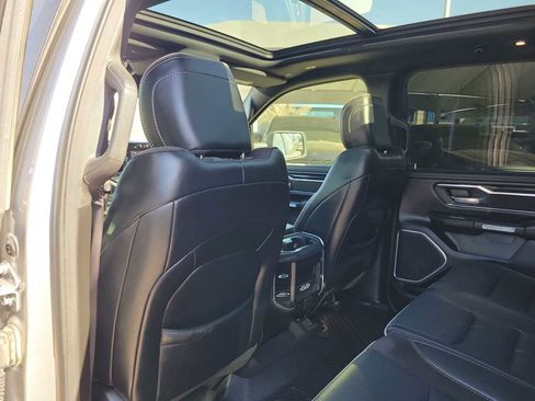 Used 2022 RAM 1500 Laramie w/ Sport Appearance Package image 12