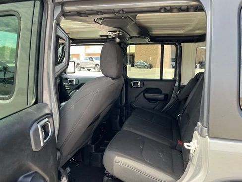 Used 2023 Jeep Wrangler Unlimited w/ Convenience Group AWD/4WD image 22
