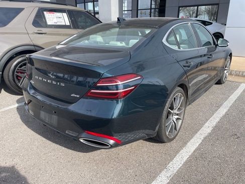 Used 2025 Genesis G70 2.5T image 6