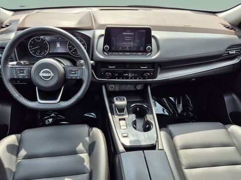 Certified 2023 Nissan Rogue SV w/ SV Premium B Package FWD image 11