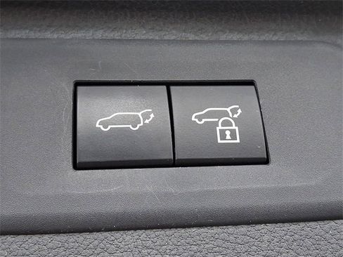 Used 2024 Toyota Grand Highlander Limited image 30