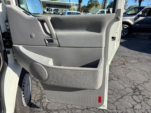 Used 2000 Volkswagen Eurovan MV image 10