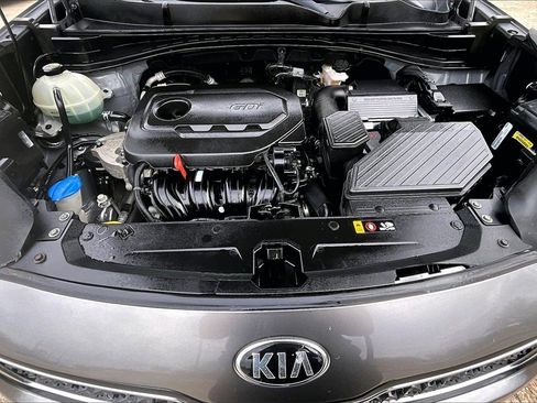 Used 2019 Kia Sportage LX image 9