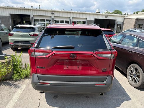 Used 2024 Toyota RAV4 XLE w/ Convenience Package AWD/4WD image 11