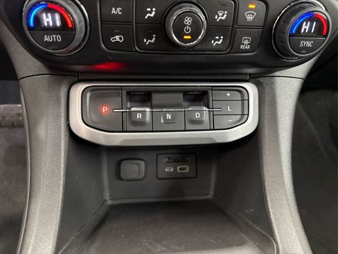 Used 2023 GMC Acadia SLE w/ Driver Convenience Package image 37