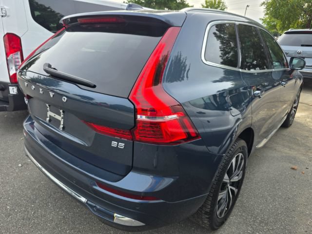 Used 2023 Volvo XC60 B5 Plus FWD image 4