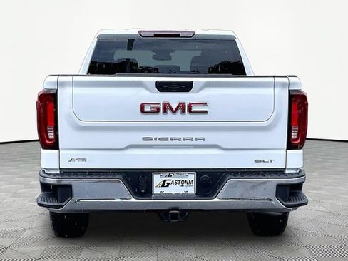 Used 2025 GMC Sierra 1500 SLT AWD/4WD image 6