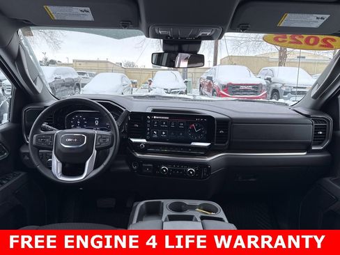 Used 2025 GMC Sierra 1500 Elevation image 22